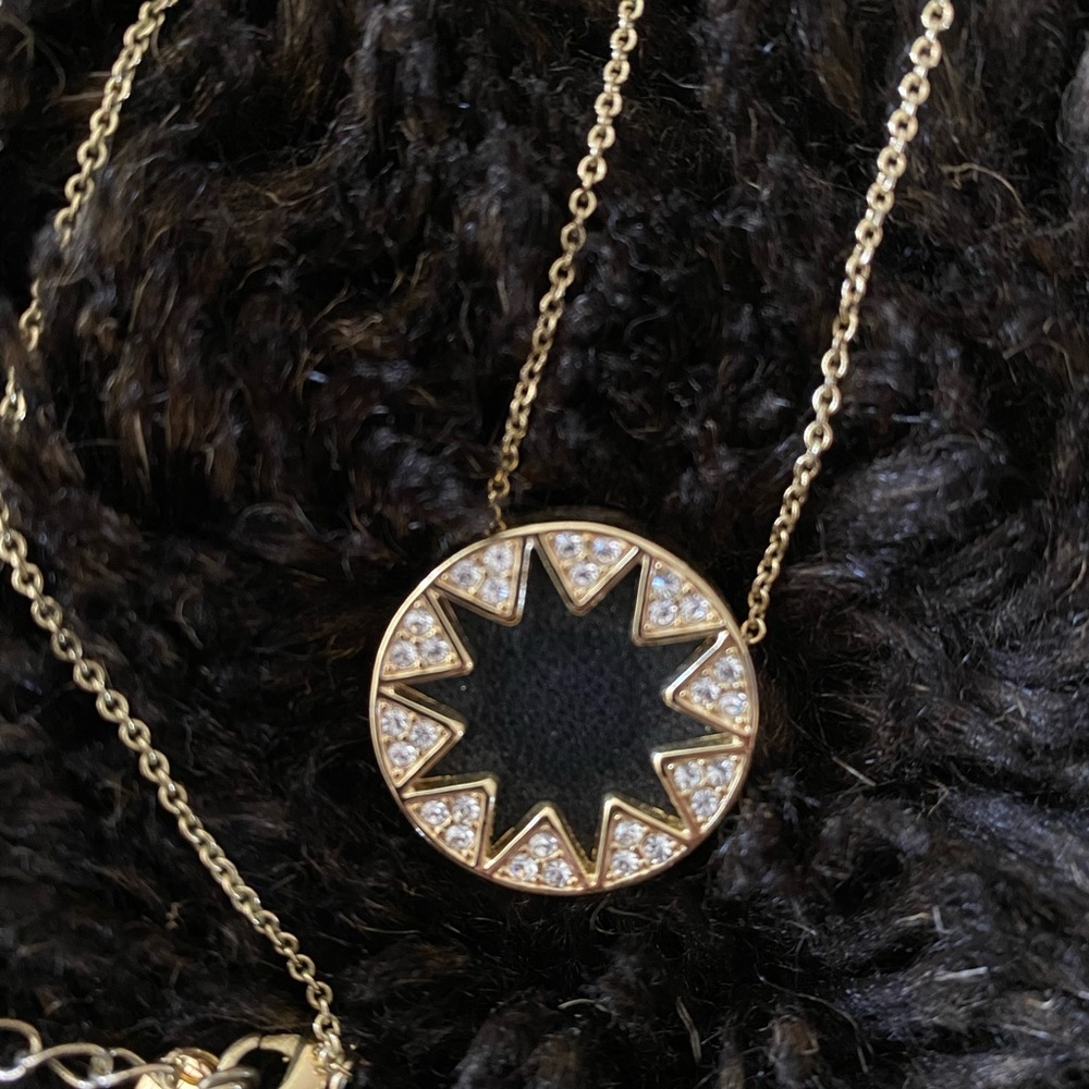 House of Harlow starburst necklace